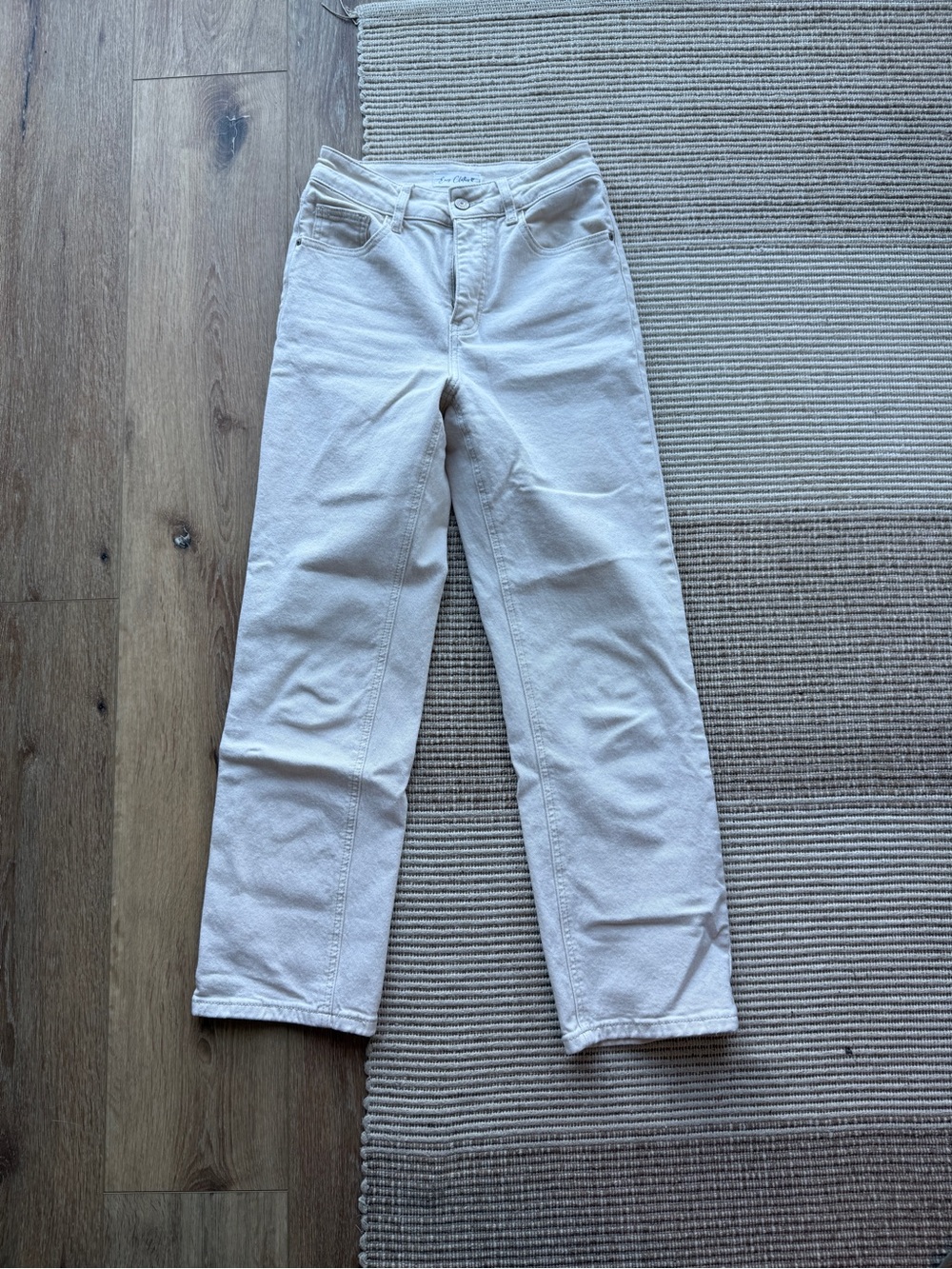 Women’s White Straight-Leg Jeans
